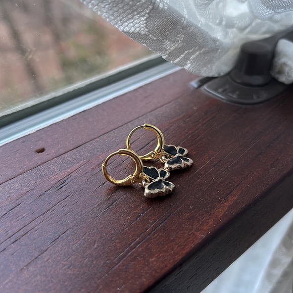 Handmade butterfly earrings - Picture 3 of 5